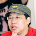成年人久久久