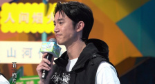 三攻一受4p嗯啊巨肉寝室视
